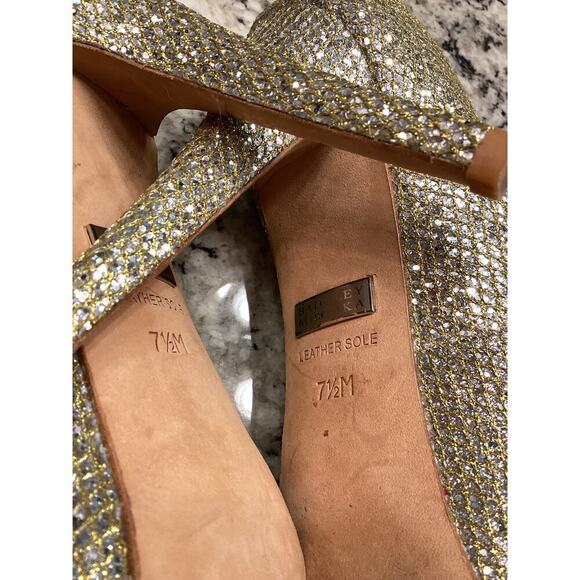 Badgley Mischka Humbie peep toe Pump  7.5 Gold Glitter Platfrom Heels Slip on - Picture 14 of 14